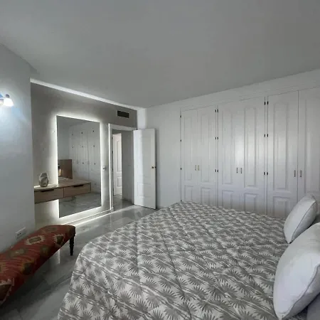 Atico Duplex Naranjos By Dolmengroup