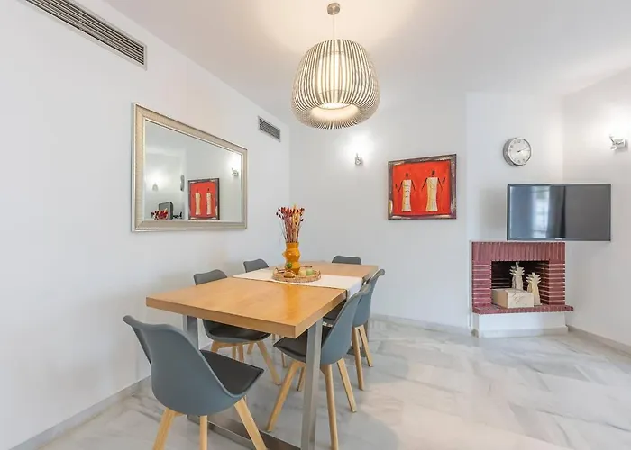 Апартаменти Atico Duplex Naranjos By Dolmengroup