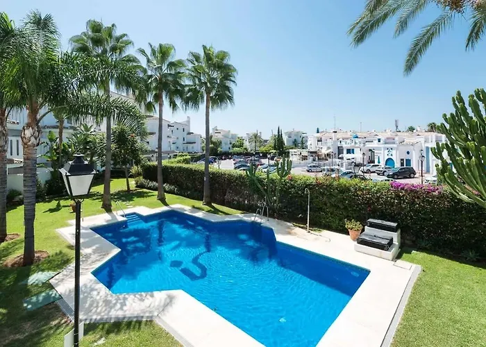 Апартаменти Atico Duplex Naranjos By Dolmengroup *