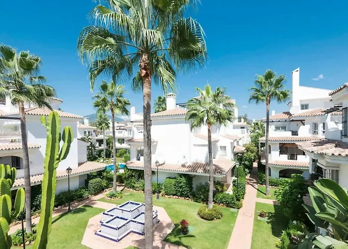 Апартаменти Atico Duplex Naranjos By Dolmengroup *