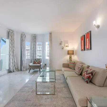 Atico Duplex Naranjos By Dolmengroup * 마르베야